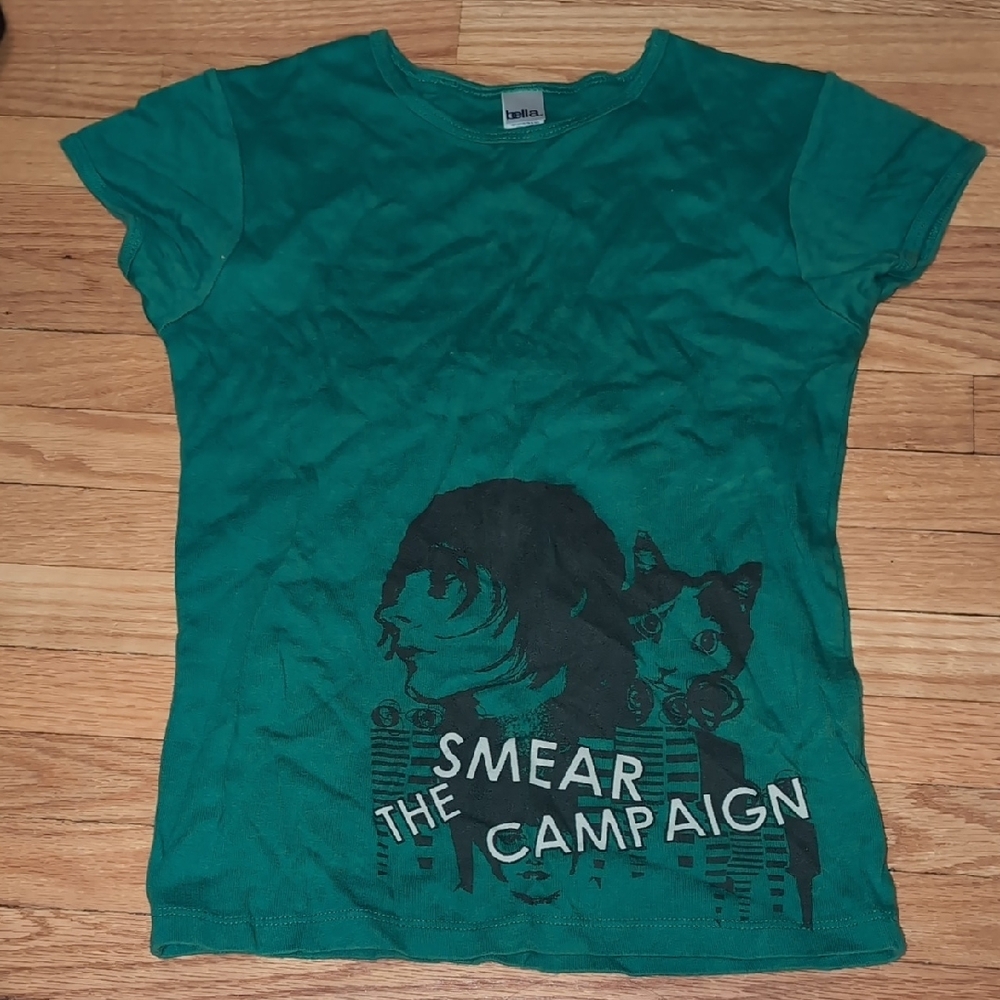 Green Fitted Graphic T-Shirt